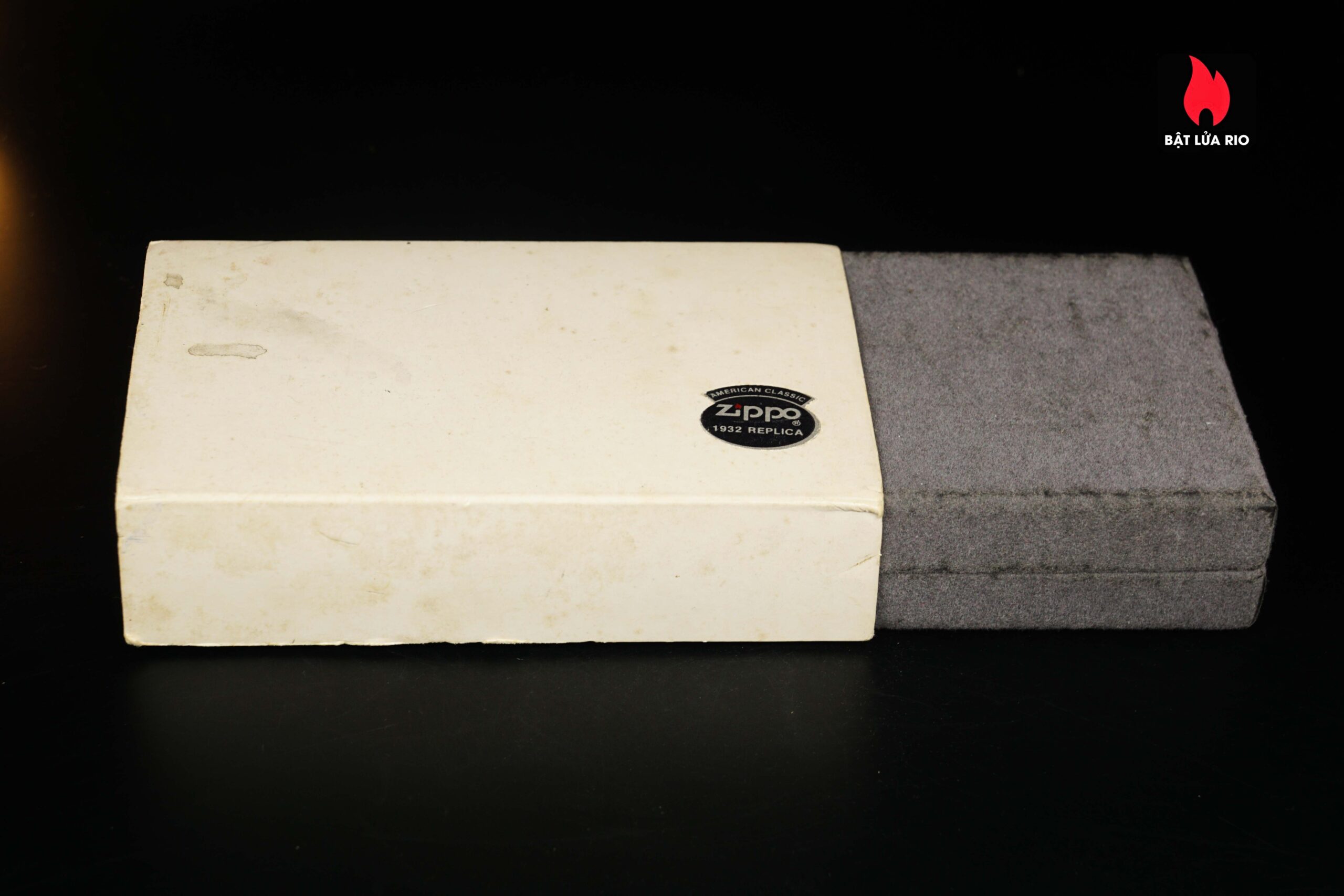 Zippo 1988 – Original 1932 Replica – Pat Pending 44 Zippo 1988 – Original 1932 Replica – Pat Pending 1