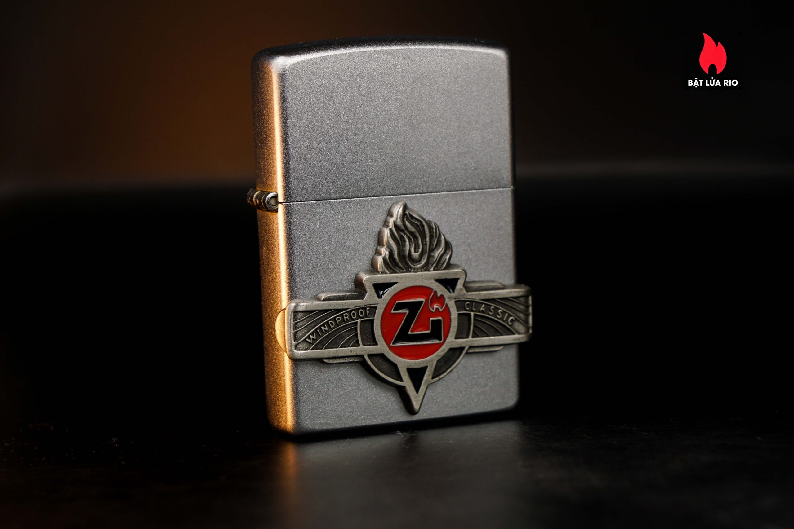 Zippo 2001 – Windnroof Classic Satin Chrome 30 Zippo 2001 – Windnroof Classic Satin Chrome 3