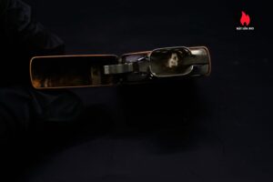 Zippo 2003 – Antique Copper 8