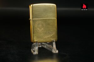 Zippo Chu Niên 1932-1989 – Uss Harry W.Hill DD-986