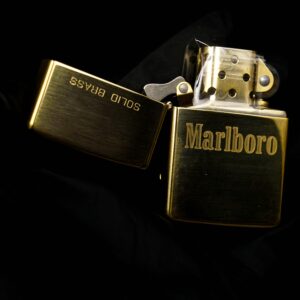 Zippo Chu Niên 1932 – 1991 – Marlboro – Đồng Nguyên Khối 13