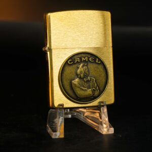 Zippo Chu Niên 1932 – 1992 – Emblem Camel Tuxedo – Đồng Nguyên Khối – New