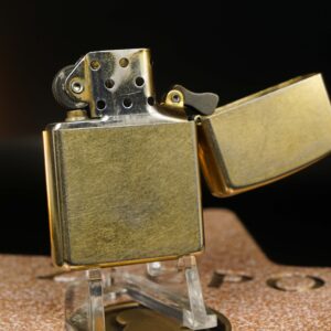 Zippo Coty 2001 – Collectible Hollywood’s Leading Light – Đã Qua Sử Dụng 24