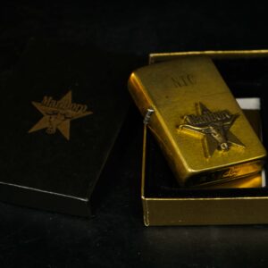 Zippo La Mã 1992 – Đồng Nguyên Khối – Marlboro Longhorns – NTC 1
