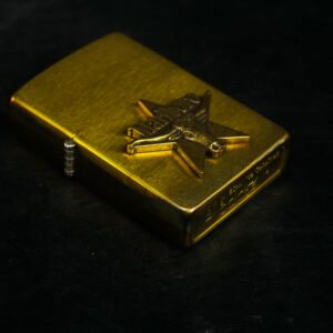Zippo La Mã 1993 – Đồng Nguyên Khối – Marlboro Longhorns 7