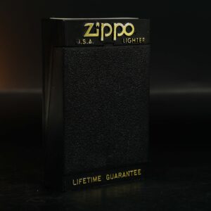 Zippo La Mã 1993 – Itaya Colection - The Zippo - Vintage 1937 - Zippo Story Collection 1