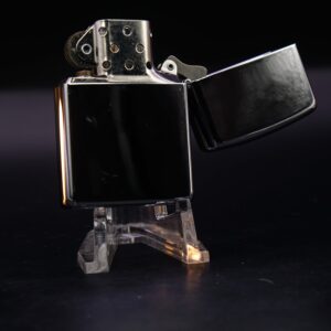 Zippo La Mã 1996 – Pin-up Girl - Winter 2