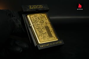 Zippo La Mã 1996 – Venetian – Hoa Văn Ý – Đồng Nguyên Khối 15