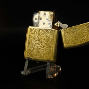 Zippo La Mã 1996 – Venetian – Hoa Văn Ý – Đồng Nguyên Khối 2