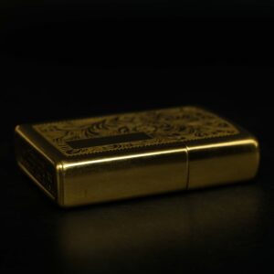 Zippo La Mã 1996 – Venetian – Hoa Văn Ý – Đồng Nguyên Khối 5