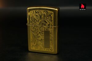 Zippo La Mã 1996 – Venetian – Hoa Văn Ý – Đồng Nguyên Khối 8