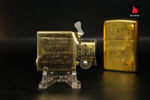 Zippo La Mã 1996 – Venetian – Hoa Văn Ý – Đồng Nguyên Khối 9