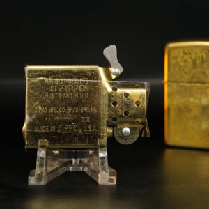 Zippo La Mã 1996 – Venetian – Hoa Văn Ý – Đồng Nguyên Khối 9