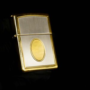 Zippo La Mã 1997 – Two-Tone Gold and Silver - Gold Plate 9