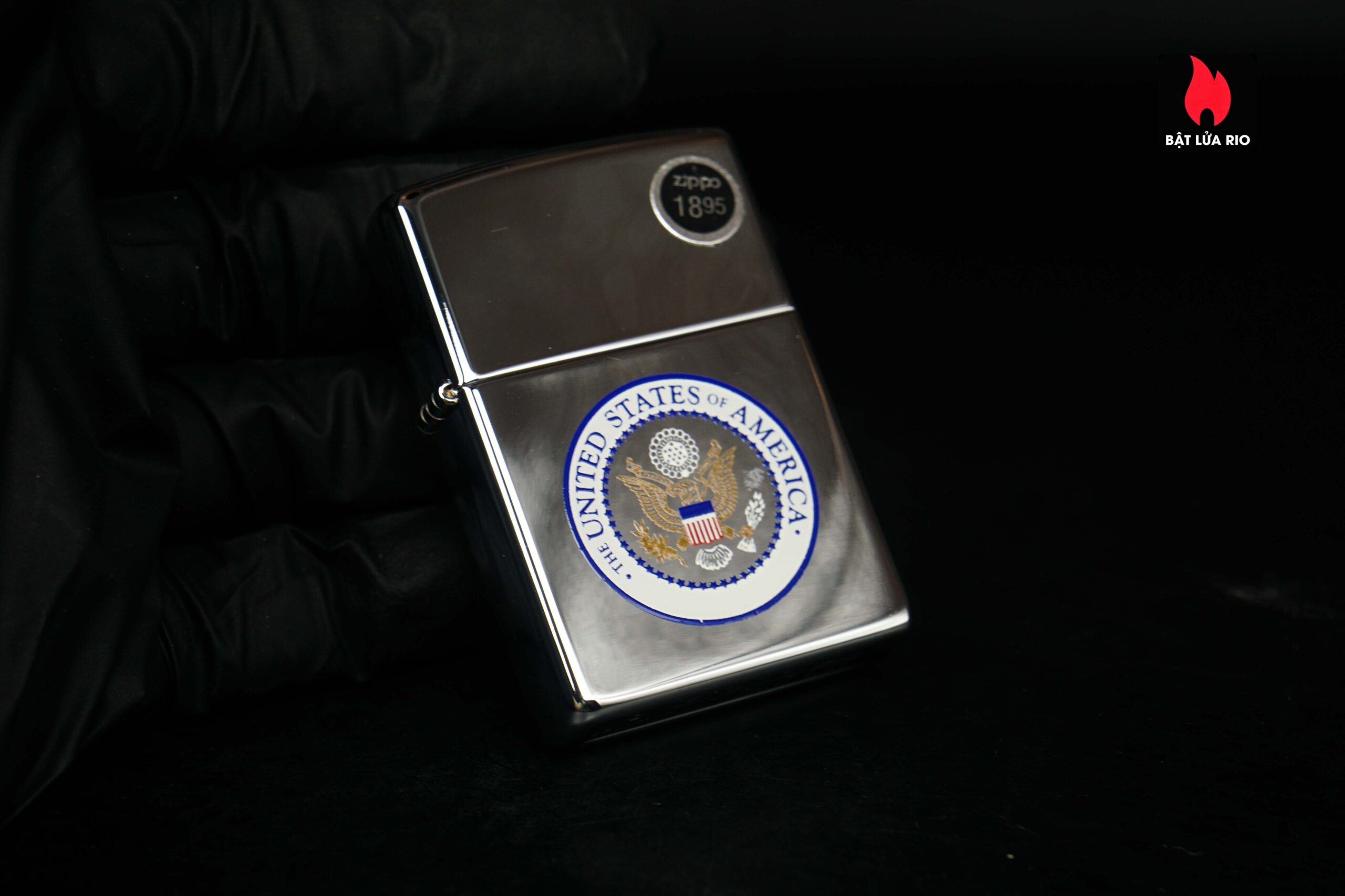 Zippo La Mã 1998 – the United States of Emerica 12 Zippo La Mã 1998 – the United States of Emerica 2
