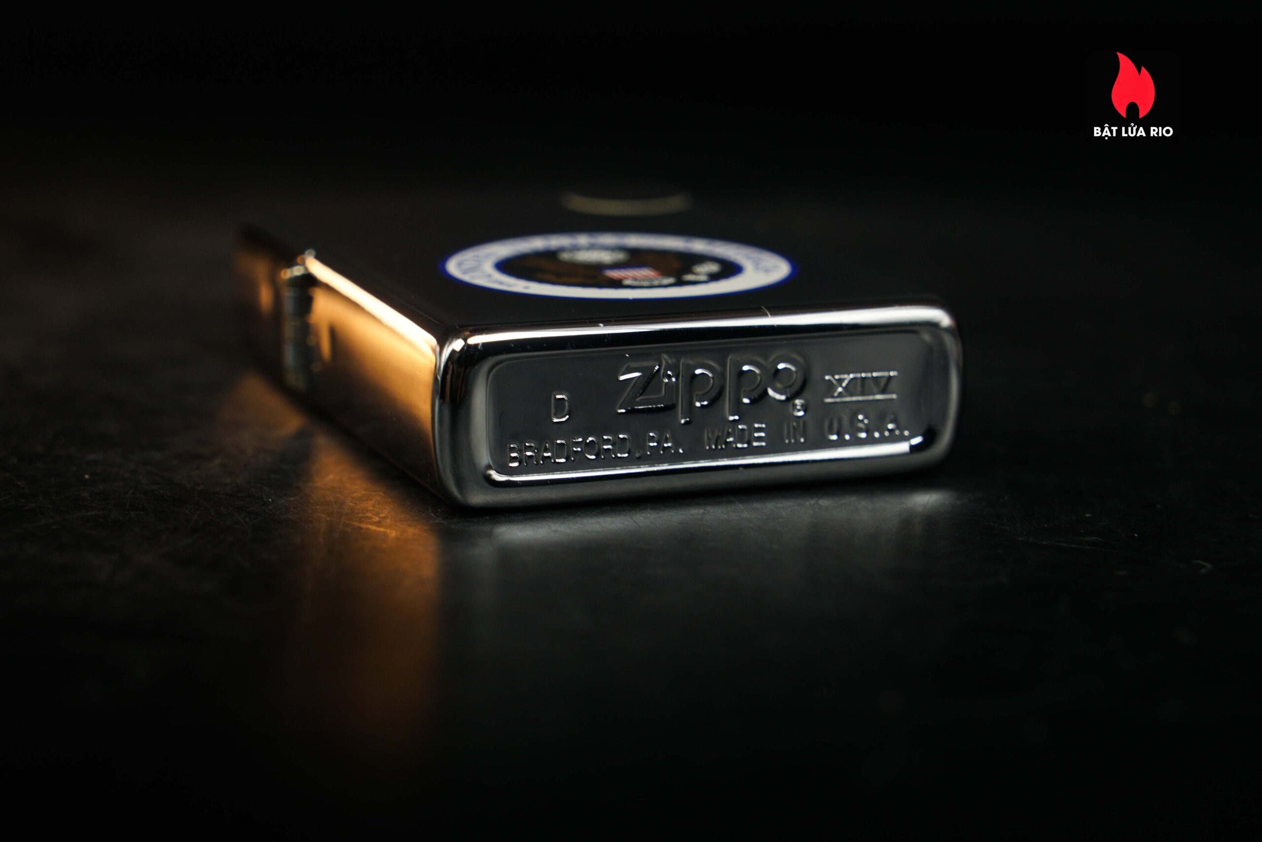 Zippo La Mã 1998 – the United States of Emerica 9 Zippo La Mã 1998 – the United States of Emerica 5