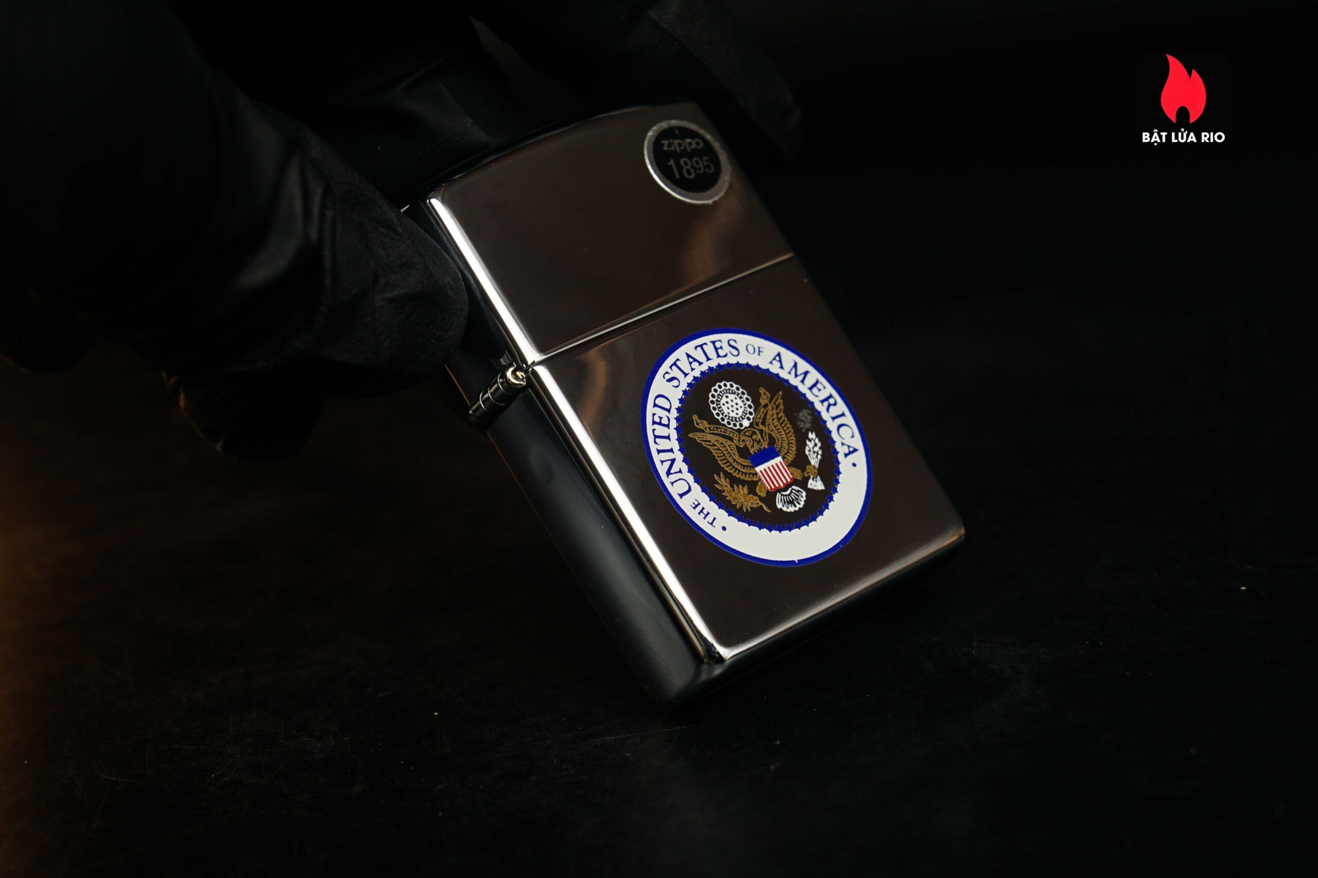 Zippo La Mã 1998 – the United States of Emerica 6 Zippo La Mã 1998 – the United States of Emerica 8