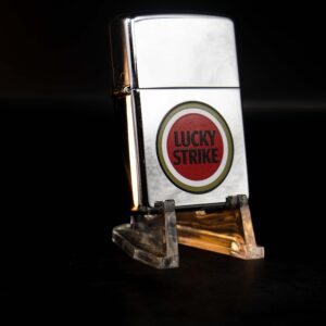 Zippo La Mã 2000 – Lucky Strike
