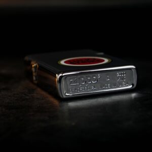 Zippo La Mã 2000 – Lucky Strike 4