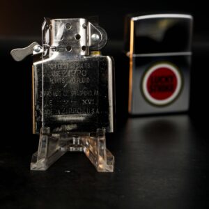 Zippo La Mã 2000 – Lucky Strike 5