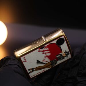 Zippo La Mã 2000 – Petty Girl 10