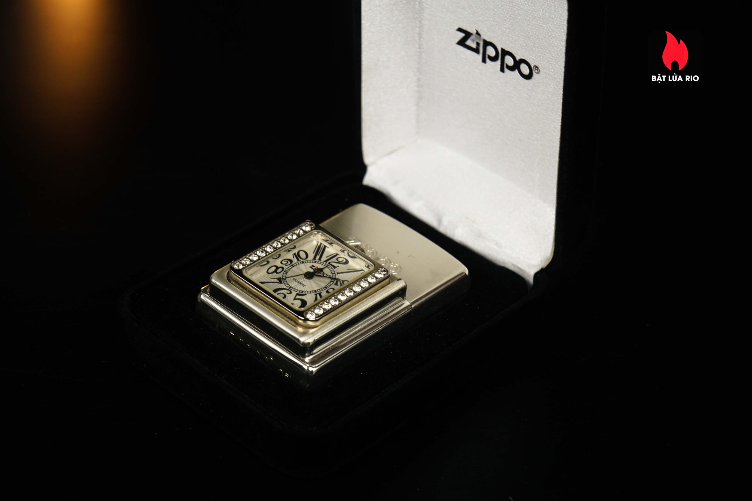 Zippo Time – Zippo 2005 – Lacke Bạc 1