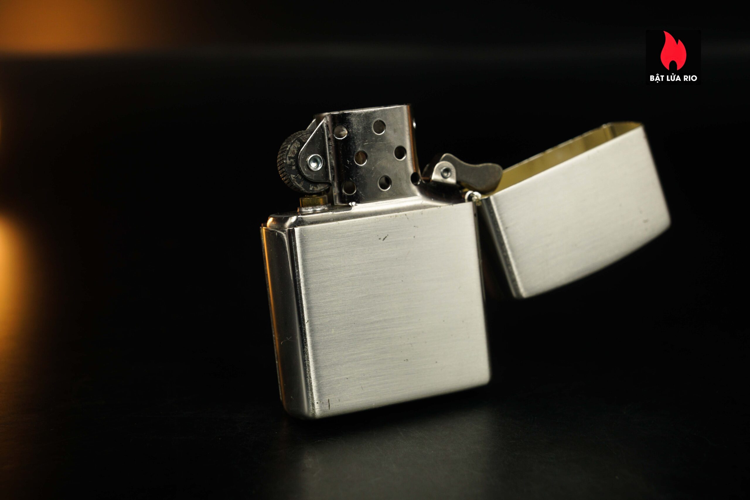 Zippo Time – Zippo 2005 – Lacke Bạc 15