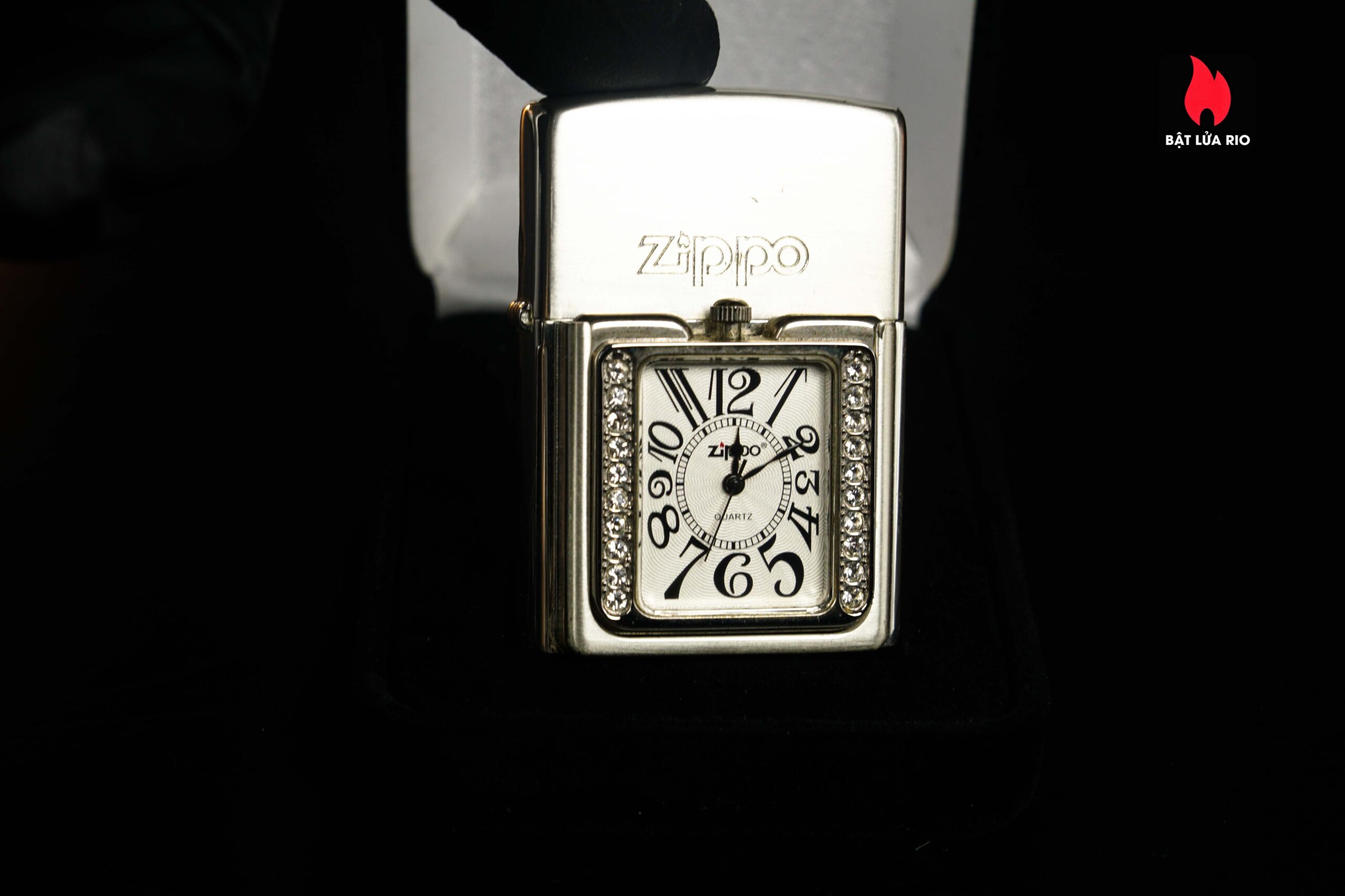 Zippo Time – Zippo 2005 – Lacke Bạc 4