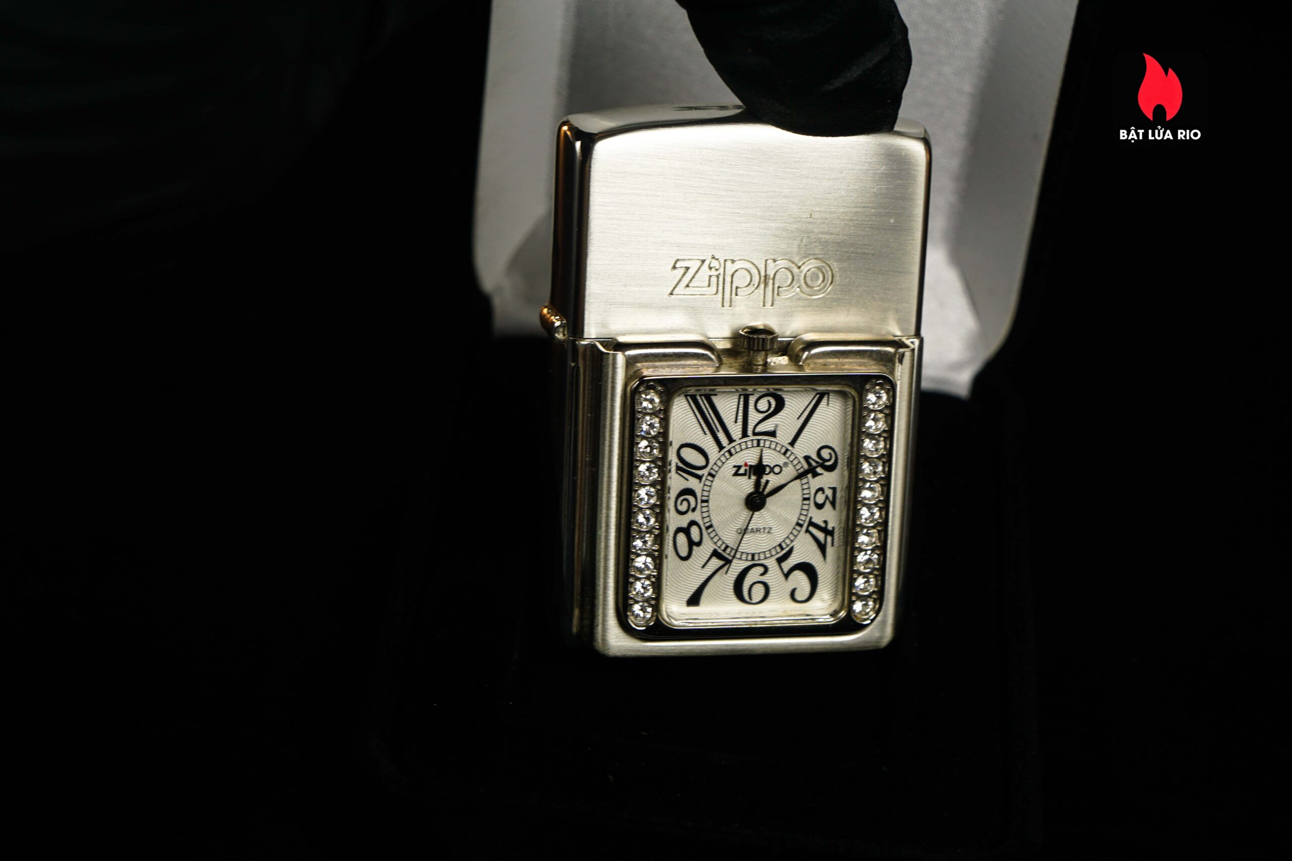 Zippo Time – Zippo 2005 – Lacke Bạc 6