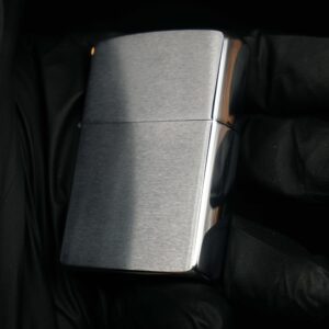 Zippo Xưa 1982 – Plain – Trơn 2 mặt – Brushed Chrome - New 18