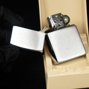 Zippo Xưa 1983 – Plain – Trơn 2 mặt – Brushed Chrome 3