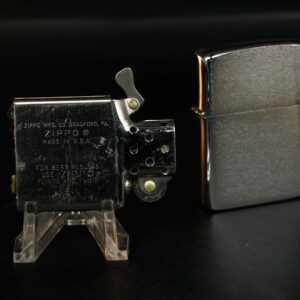 Zippo Xưa 1983 – Plain – Trơn 2 mặt – Brushed Chrome 6