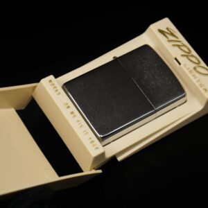 Zippo Xưa 1983 – Plain – Trơn 2 mặt – Brushed Chrome - New 2