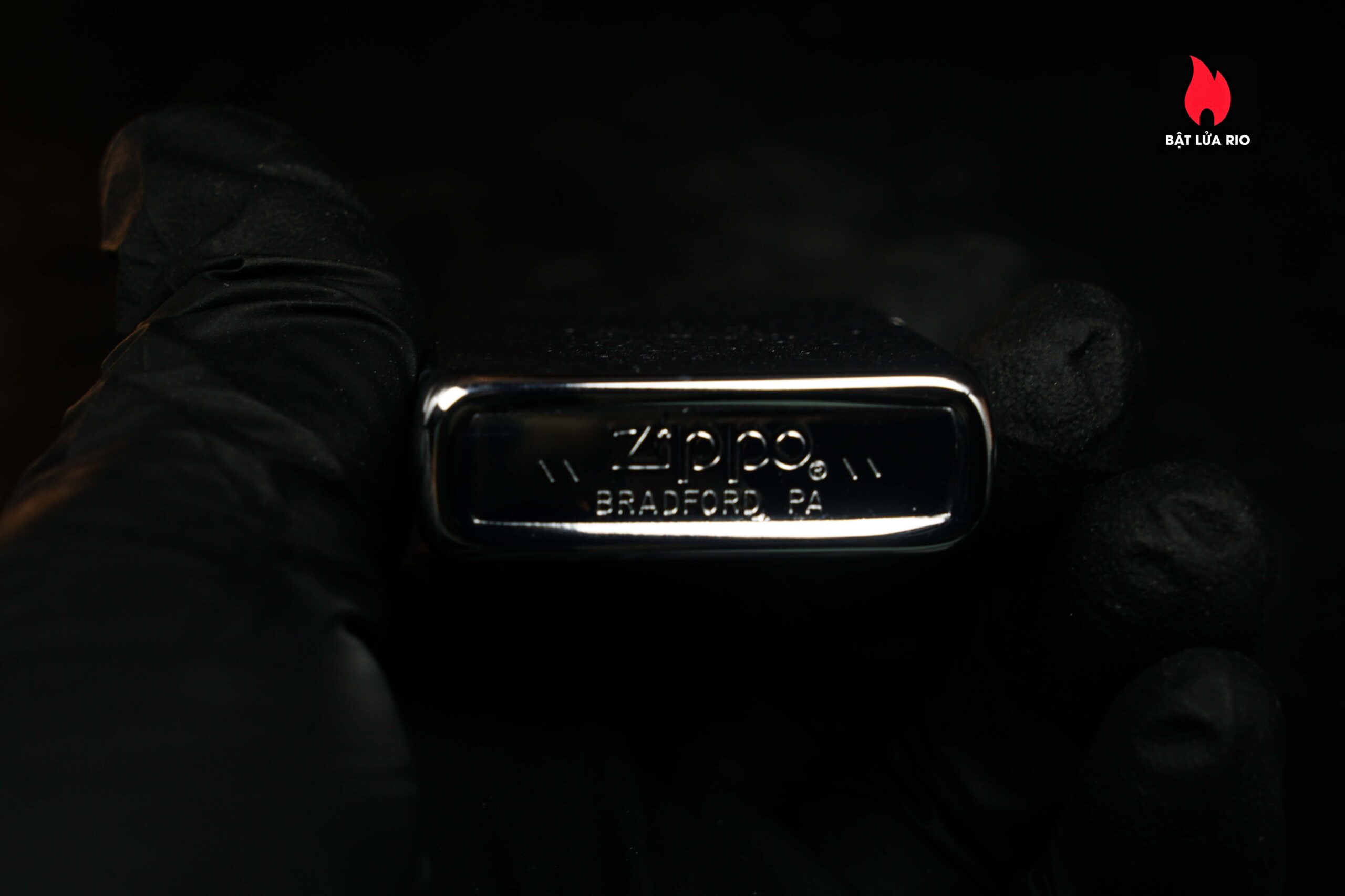 Zippo Xưa 1986 – Navy Petty Officer First Class 44 Zippo Xưa 1986 – Navy Petty Officer First Class 11