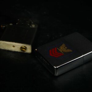 Zippo Xưa 1986 – Navy Petty Officer First Class 26 Zippo Xưa 1986 – Navy Petty Officer First Class 14