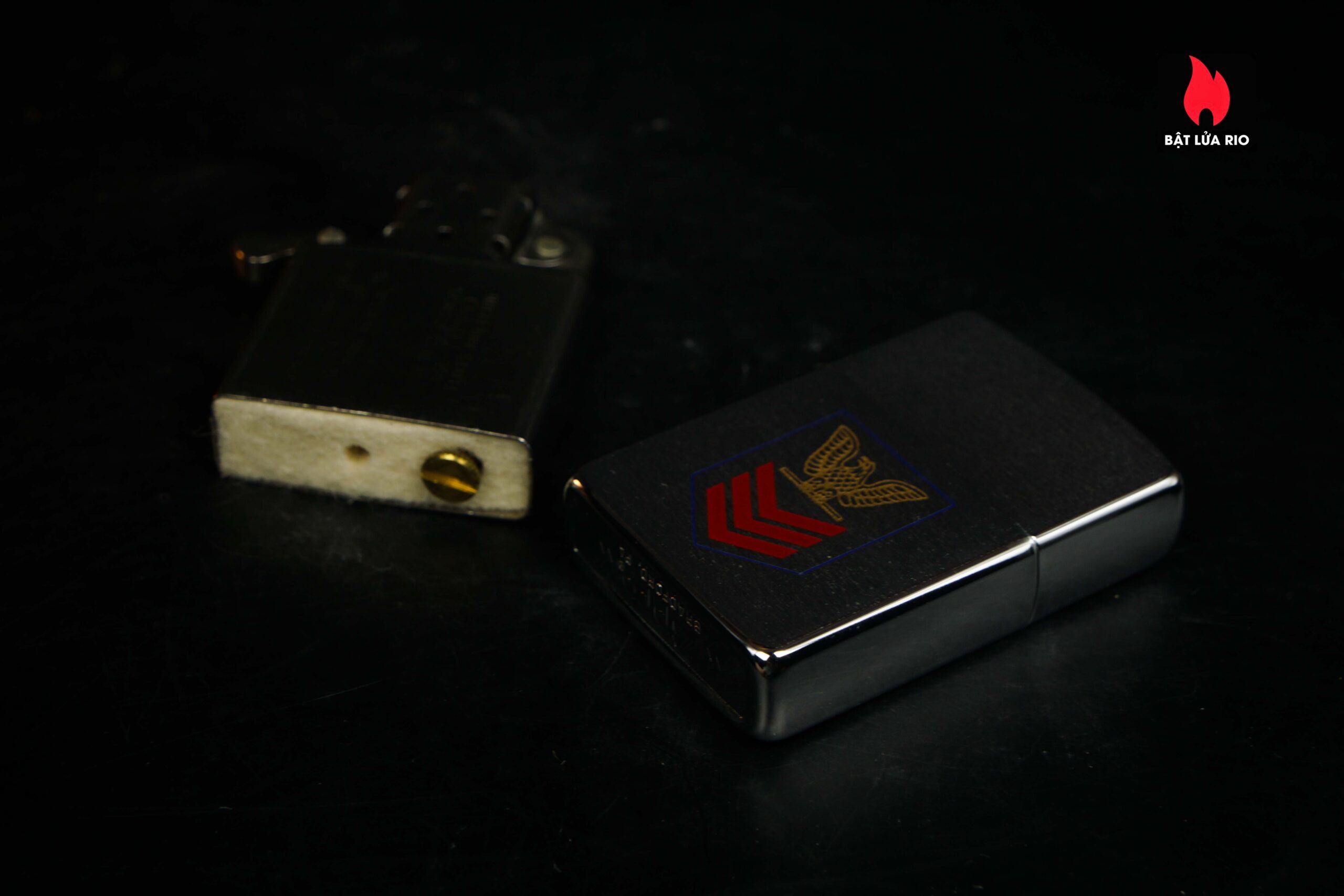 Zippo Xưa 1986 – Navy Petty Officer First Class 41 Zippo Xưa 1986 – Navy Petty Officer First Class 14