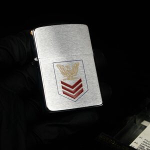 Zippo Xưa 1986 – Navy Petty Officer First Class 25 Zippo Xưa 1986 – Navy Petty Officer First Class 2