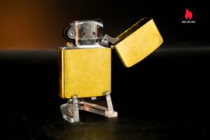 Zippo La Mã 1991 – Đồng Nguyên Khối – Không Khắc Tên – Marlboro Longhorns 3