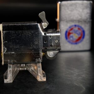 Zippo La Mã 1992 – United States Marine Corps – Thủy Quân Lục Chiến Hoa Kỳ 23 Zippo La Mã 1992 – United States Marine Corps – Thủy Quân Lục Chiến Hoa Kỳ 5
