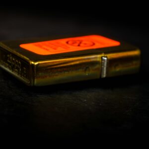 Zippo La Mã 1993 – Đồng Nguyên Khối – Marlboro Wild West – Không Khắc 6