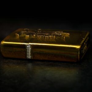 Zippo La Mã 1993 – Marlboro Wild West – Không Khắc – Đồng Nguyên Khối 10