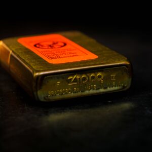 Zippo La Mã 1993 – Marlboro Wild West – Không Khắc – Đồng Nguyên Khối 11