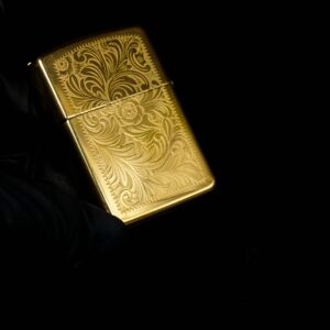 Zippo La Mã 1995 – Đồng Nguyên Khối – Venetian – Hoa Văn Ý 11