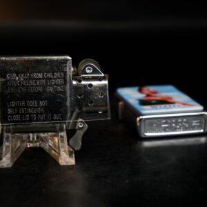 Zippo La Mã 1996 – Winter – Pin-up Girl 11