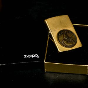 Zippo Chu Niên 1932 – 1992 – Đồng Nguyên Khối – Emblem Camel Tuxedo 1