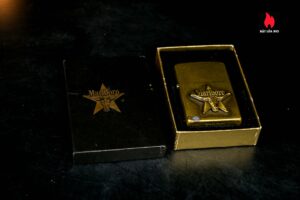 Zippo La Mã 1988 – Đồng Nguyên Khối – Marlboro Longhorns 1