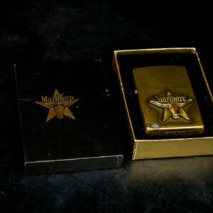Zippo La Mã 1988 – Đồng Nguyên Khối – Marlboro Longhorns 1