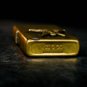 Zippo La Mã 1988 – Đồng Nguyên Khối – Marlboro Longhorns 13