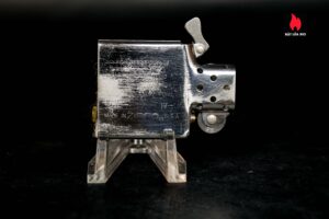 Zippo La Mã 1988 – Đồng Nguyên Khối – Marlboro Longhorns 17