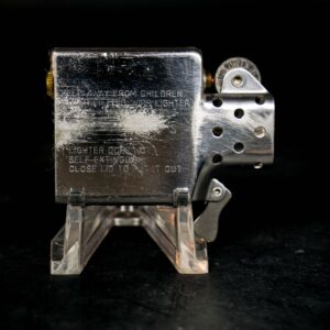Zippo La Mã 1988 – Đồng Nguyên Khối – Marlboro Longhorns 18